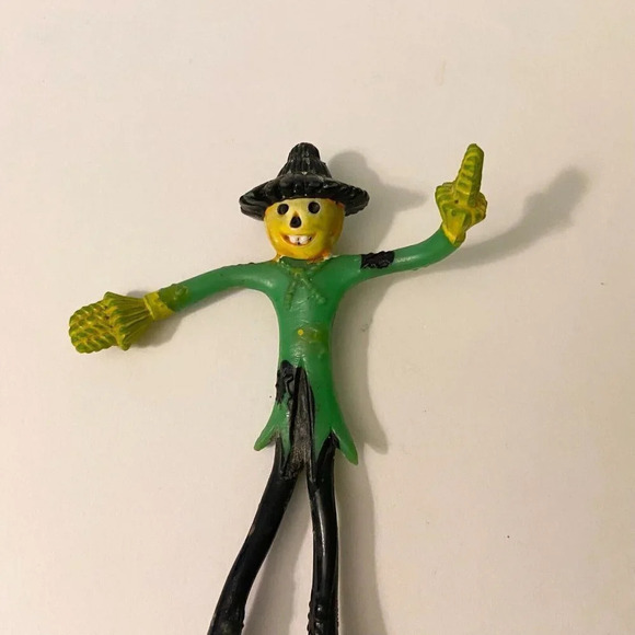 Vintage Bendable Bendy Rubber Halloween  Scarecrow Figure 5 Inch Tall Toy - Picture 2 of 10